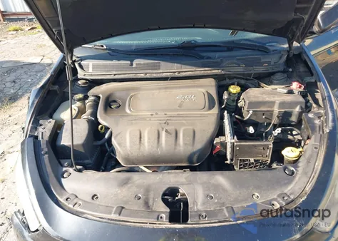 2013 Dodge Dart Sxt z USA, uszkodzony, nr VIN 1C3CDFBA7DD300325